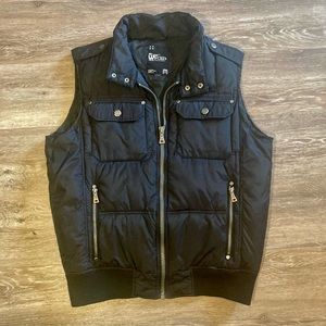 TRUfit Premium Evolution Mens Puffer Vest size medium